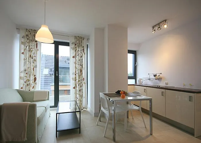 Апартаменты Bursztynowa 14